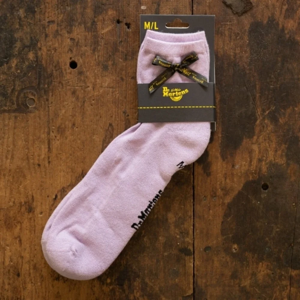 NWT Women's Dr. Martens Alamar Light Purple Ankle Socks With Bow - Picture 2 of 5